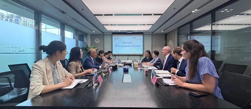 中國藥促會執(zhí)行會長宋瑞霖會見歐洲制藥工業(yè)協(xié)會聯(lián)合會主席Lars Fruergaard J?rgensen